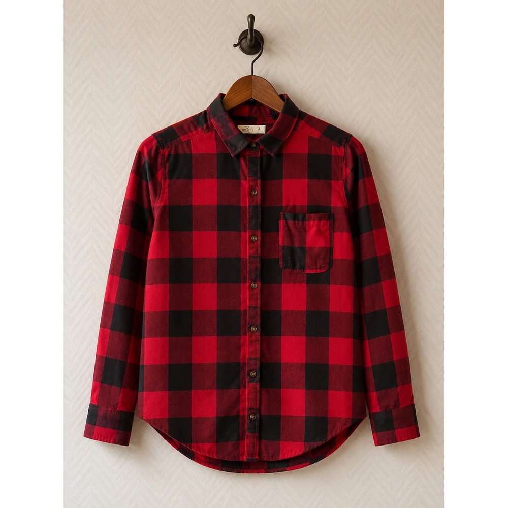 Hollister Flannel Shirt Red Black Buffalo Plaid Button Down Size M